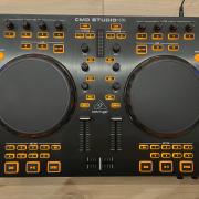 Behringer CMD Studio 4A DJ konzol, kontroller