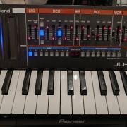 Roland JU-06