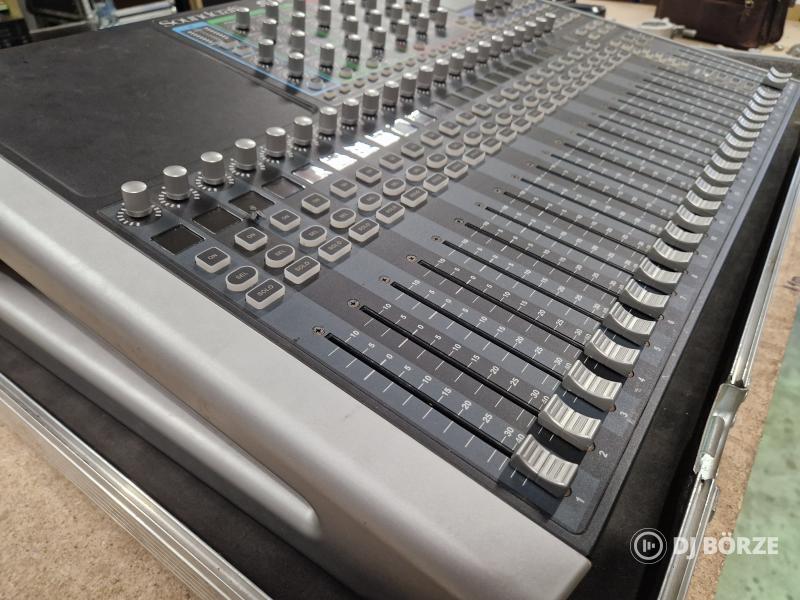Soundcraft Performer 2
