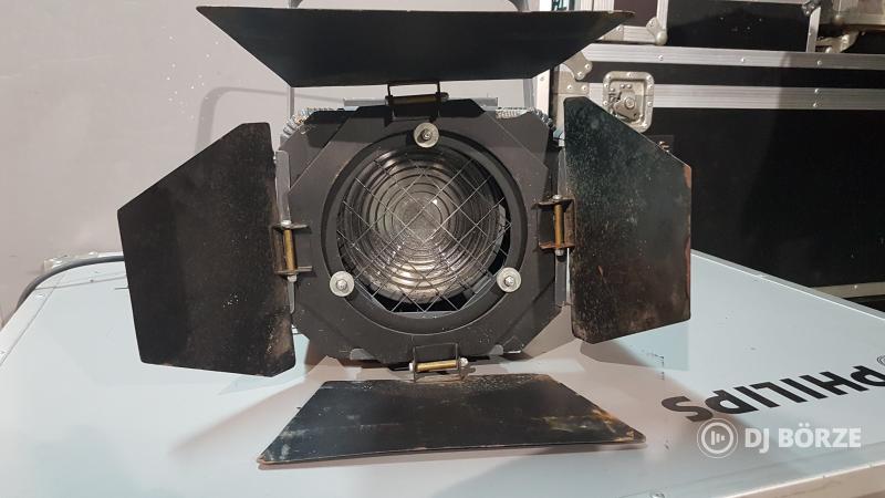 ULTRALITE Quadro 1000 Fresnel