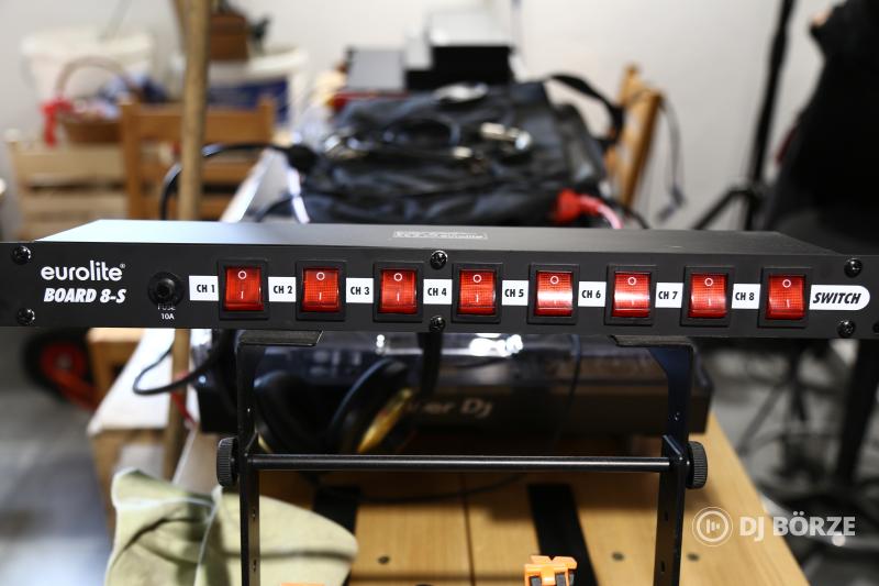 Eurolite Board 8-S with 8x IEC Outputs