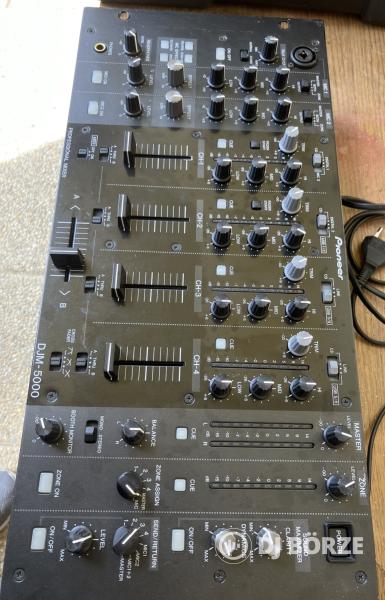 Pioneer DJM 5000