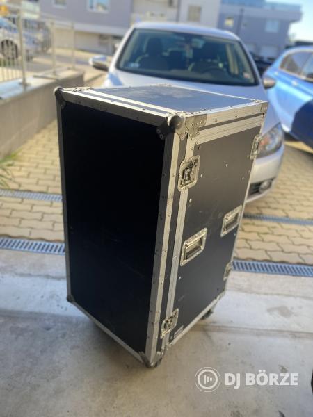 Robust RO-CR16U keverő rack