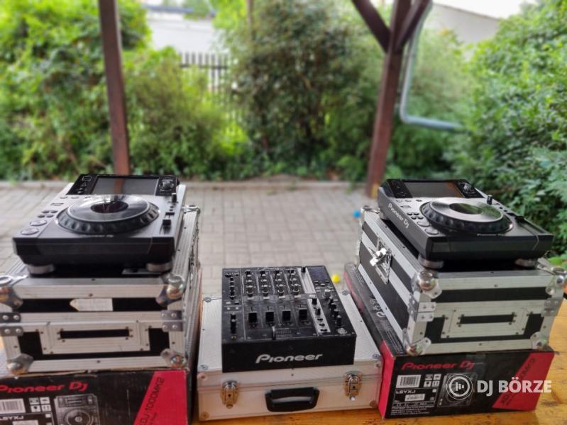 2db Pioneer XDJ 1000 Mk2,Pioneer 750 Mk1 Dj Szett