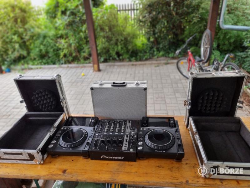 2db Pioneer XDJ 1000 Mk2,Pioneer 750 Mk1 Dj Szett