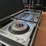 Pioneer DJM-850S + CDJ 850S rack-ben