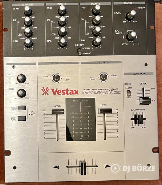 Vestax PMC-05ProIII VCA Profi DJ keverő