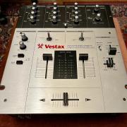 Vestax PMC-05ProIII VCA Profi DJ keverő