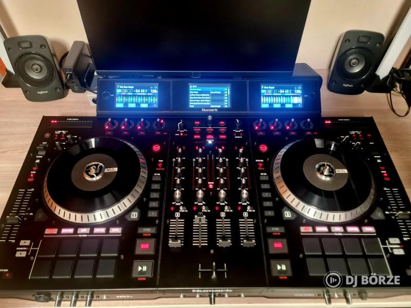 Numark NS7 III + ProX laptoptartós rack