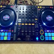 Pioneer DDJ 1000 kontroller