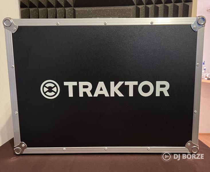 Native Instruments Traktor Kontrol S4 MK3