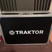 Native Instruments Traktor Kontrol S4 MK3