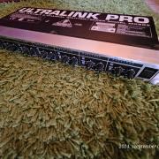 Behringer Ultralink Pro MX882