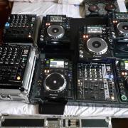 Pioneer DJM 900NEXUS, 800, 750, 400, XDJ-R1,MACKIE d.2,AMERICAN AUDIO MX 1400 DSP