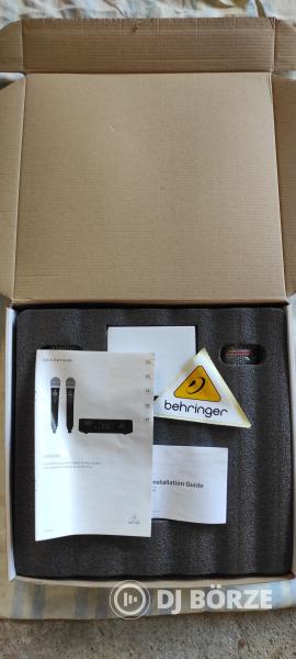 Behringer ULM 302 rádiós mikrofon szett