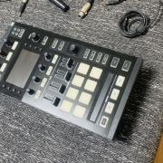 Traktor Kontrol D2 új állapotban minden tartozékával együtt eladó