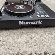 Numark Mixstream PRO