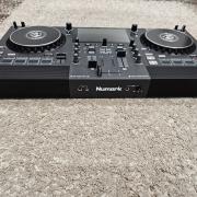 Numark Mixstream PRO