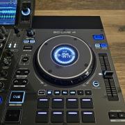 DENON DJ - SC Live 4 controller