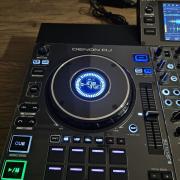 DENON DJ - SC Live 4 controller