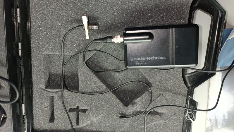 eladó 2 db Audio-Technica vezeték nélküli csiptetős mikrofon saját dobozában