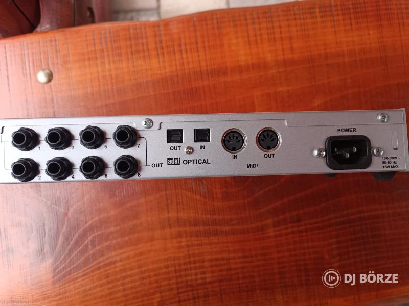 Alesis deq 830