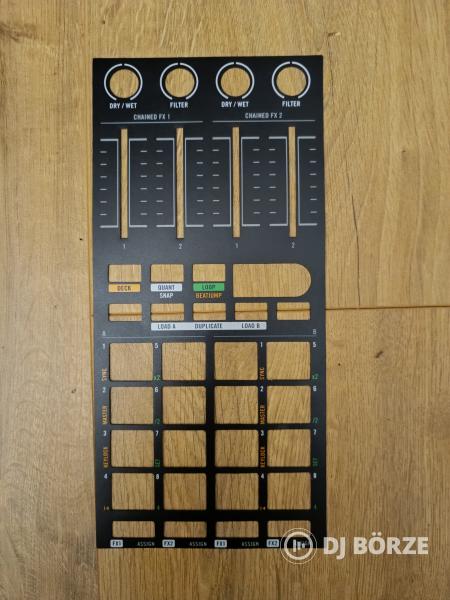 Traktor Kontrol F1 + Reloop táska