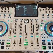 Denon Prime 4 White