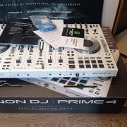 Denon Prime 4 White