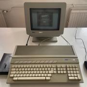 Atari 1040 STF Steinberg MIDEX+ és Emagic LOG 3 MIDI interfészekkel