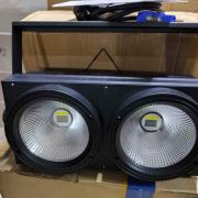 2x100 W Blinder RGBW COB 2 Eyes