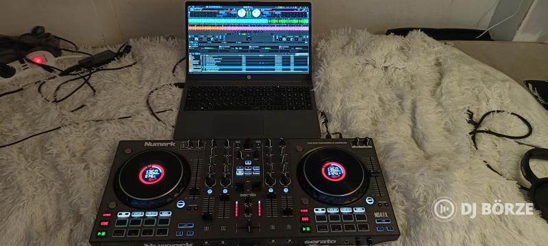 Numark NS4 FX Dj kontroller eladó