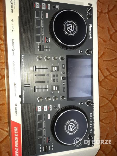 Numark Mixtream  Pro