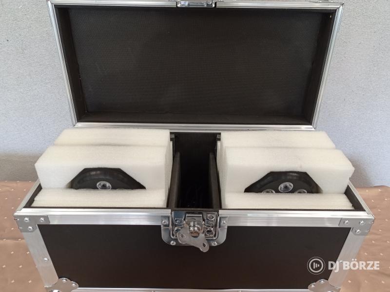 Mini 7x12 W RGBW Wash robotlámpa vezerlővel, rack-el együtt.