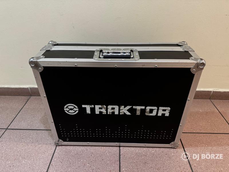 Native Instruments Traktor S4 MK1/MK2 gyári rack DJ controllerhez