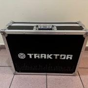 Native Instruments Traktor S4 MK1/MK2 gyári rack DJ controllerhez