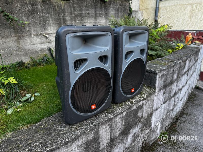 JBL Eon Power 15 aktív hangfalak