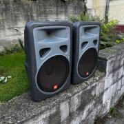 JBL Eon Power 15 aktív hangfalak