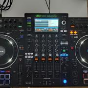 Pioneer XDJ-XZ + Magma Rack + Decksaver