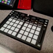 Pioneer DDJ-XP1 add-on kontroller + UDG case