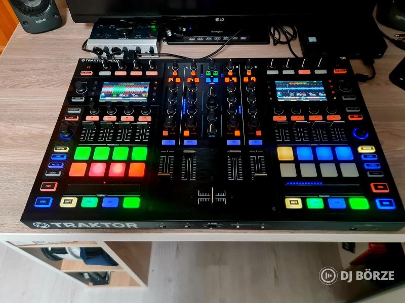 Native Instruments Traktor Kontrol S8