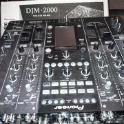 Pioneer DJM 2000