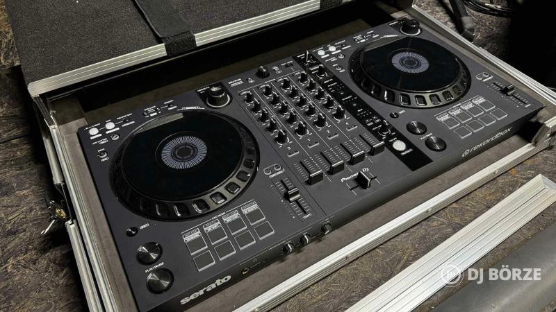 Pioneer DJ DDJ-FLX6 + MAGMA Carry DJ Case XXL Plus