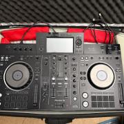 PIONEER XDJ RX2 + UDG táska