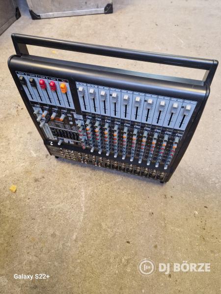 Behringer europower PMP 4000 keverő erősítő