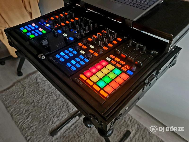 Native Instruments Traktor Pro moduláris szett (+ Zomo rack + állvány + decksaverek + tokok)