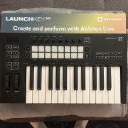 Novation Launchkey 25 (mk3)