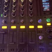 Pioneer DJM-800. Club Mixer