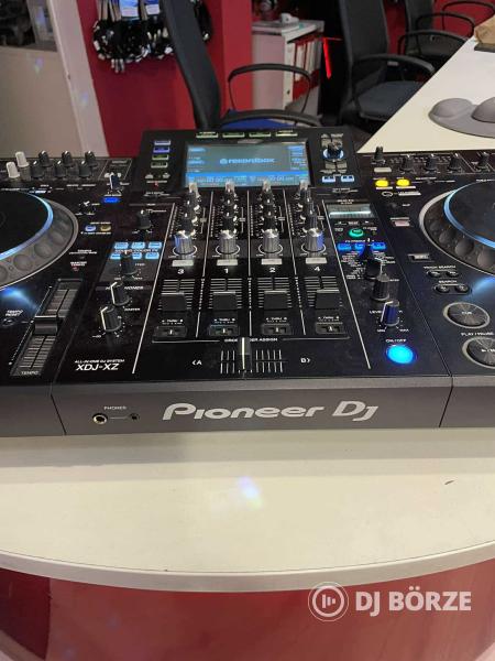 Pioneer XDJ-XZ