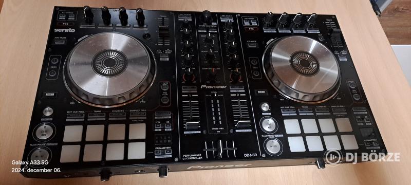 Pioneer DDJ-SR kontroller